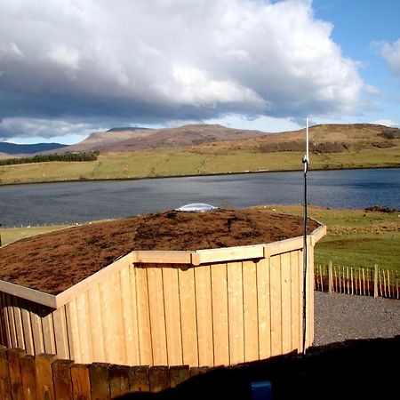 Skye Cabins Skeabost Luaran gambar