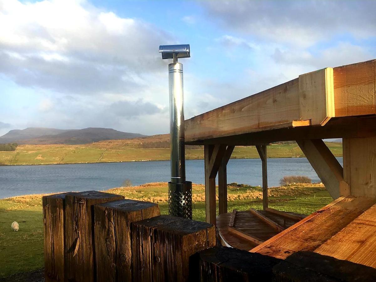 Skye Cabins Skeabost Luaran gambar