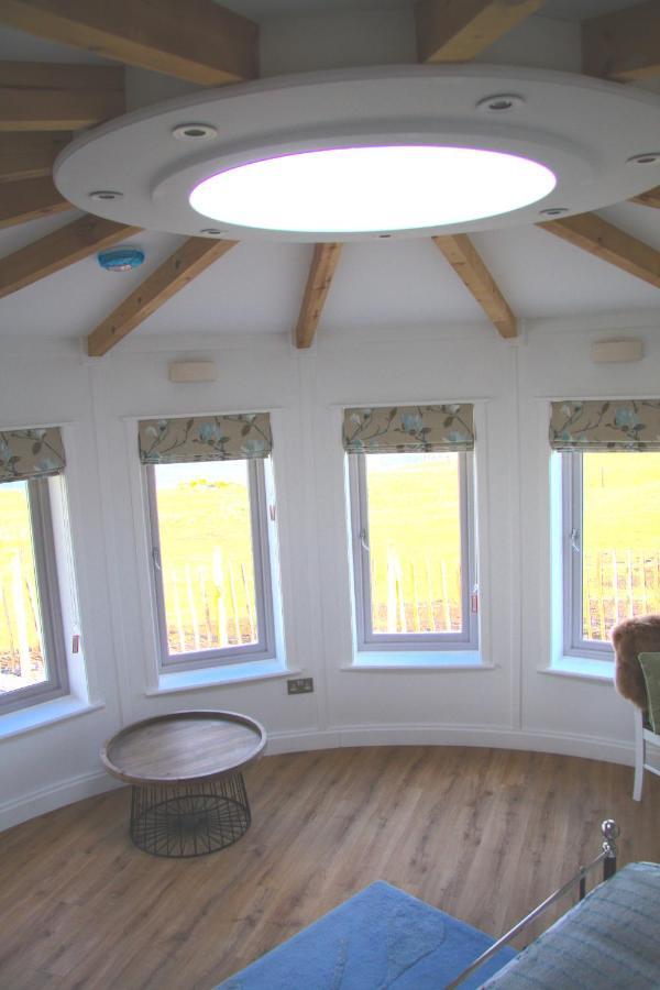 Skye Cabins Skeabost Luaran gambar
