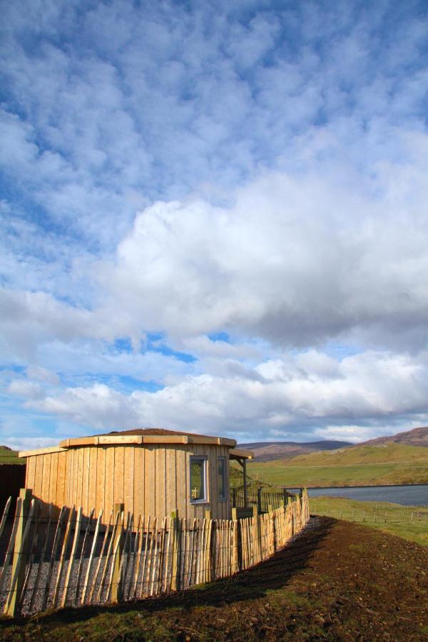 Skye Cabins Skeabost Luaran gambar