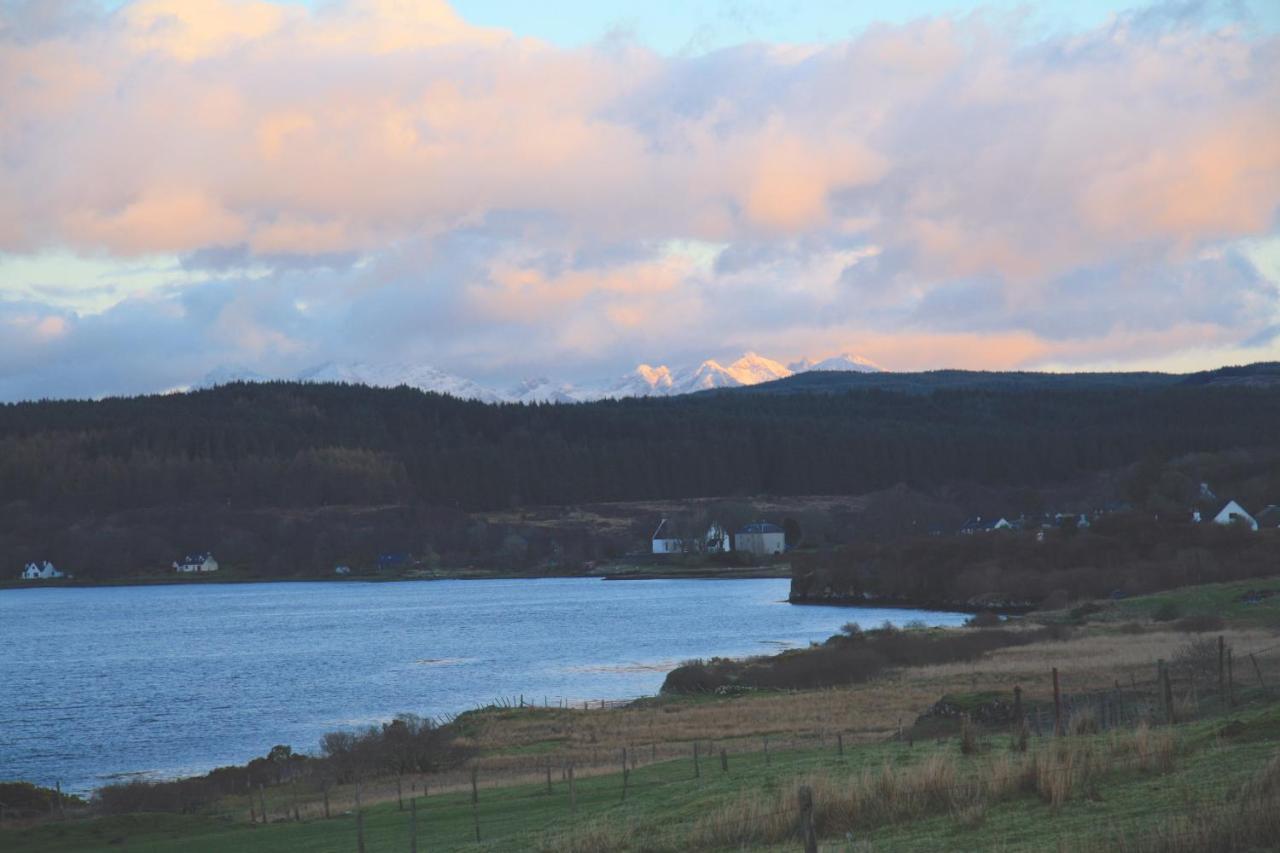 Skye Cabins Skeabost Luaran gambar